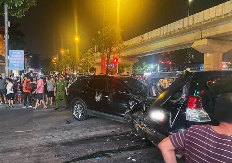 Thông tin ban đầu vụ ô tô tông liên hoàn khiến nhiều người thương vong ở Hà Đông