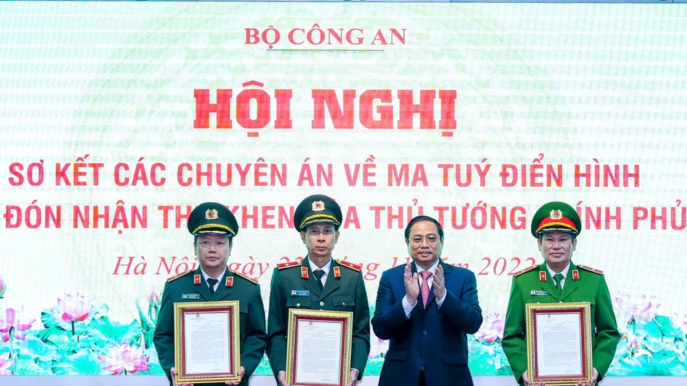 Thủ tướng đề nghị phòng, chống ma túy từ sớm, từ xa, từ nơi xuất phát