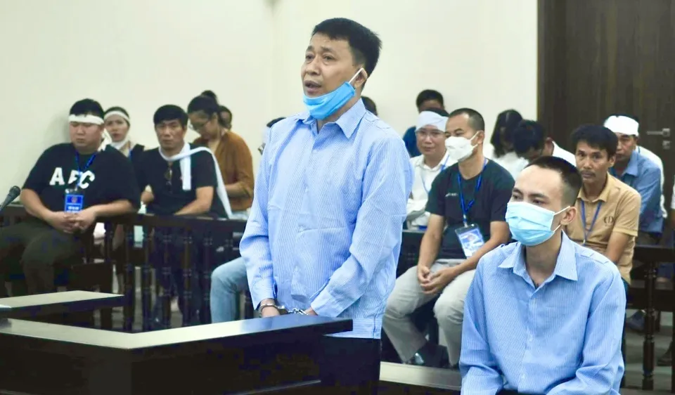 Vụ án mâu thuẫn tại bếp ăn viện kiểm sát huyện: 2 bị cáo lĩnh án chung thân và tử hình đều kháng cáo