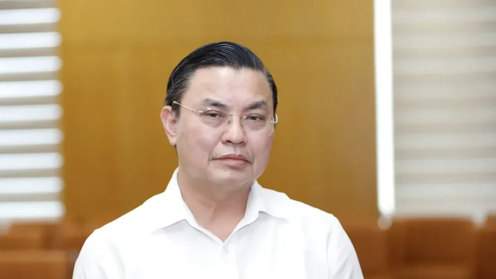 Khởi tố cựu Cục trưởng Cục Môi trường Hoàng Văn Thức