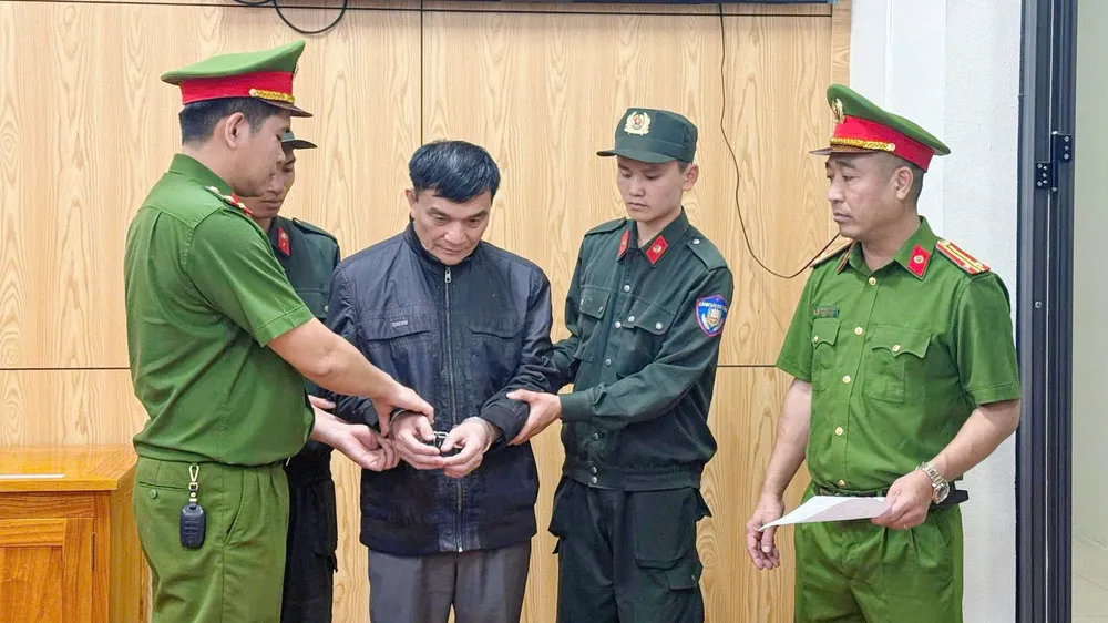 Khởi tố loạt giám đốc hoạt động “xã hội đen” núp bóng doanh nghiệp