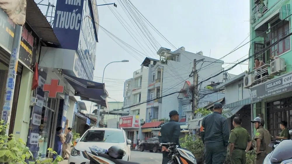 Bộ trưởng Bộ Công an gửi thư khen cán bộ công an TPHCM cứu người trong đám cháy