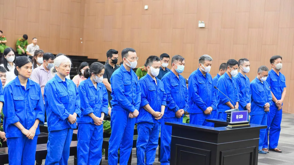 Cựu Thứ trưởng Nguyễn Bá Hoan lãnh án 12 năm tù