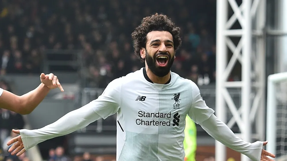 Salah ăn mừng sau khi ghi bàn vào lưới Crystal Palace, anh được nhiều người Ai Cập bầu làm Tổng thống