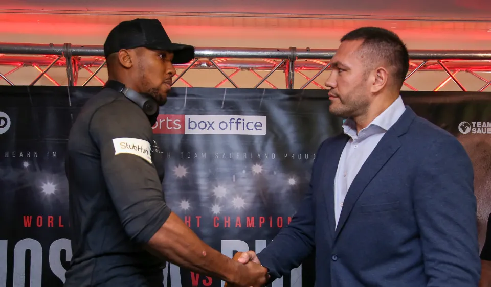 Cả AJ lẫn Pulev đều chấp nhận giảm thưởng để đấu trận đấu này