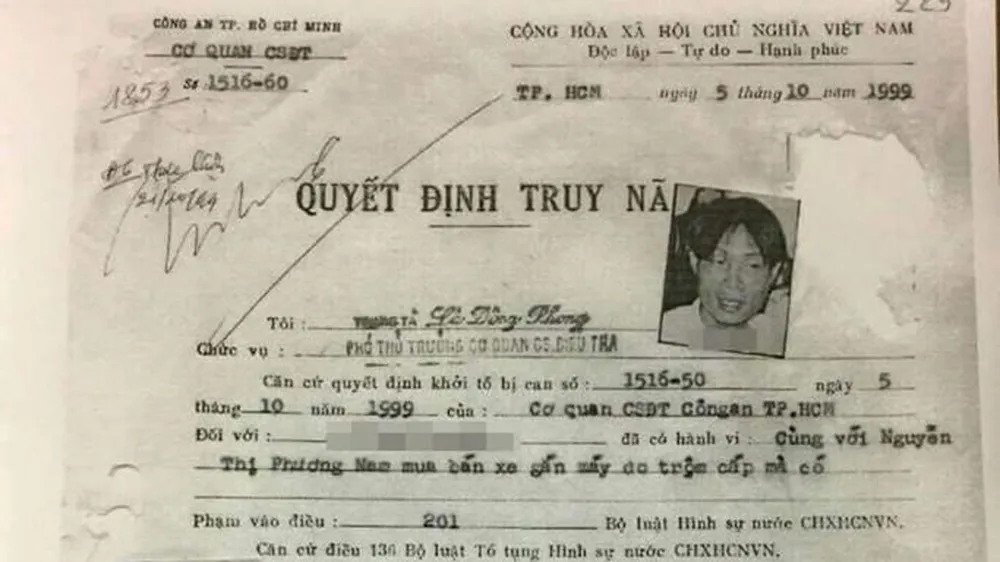 Bắt một phóng viên theo lệnh truy nã 