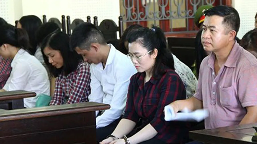 Các bị cáo trước toà 