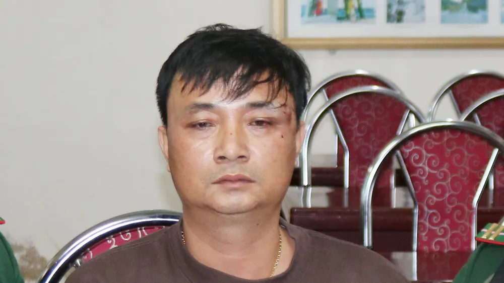 Lực lượng biên phòng bắt 1 đối tượng cùng 4 bánh heroin
