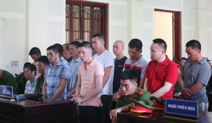 7 bị cáo trong đường dây ma túy xuyên quốc gia lãnh án tử hình