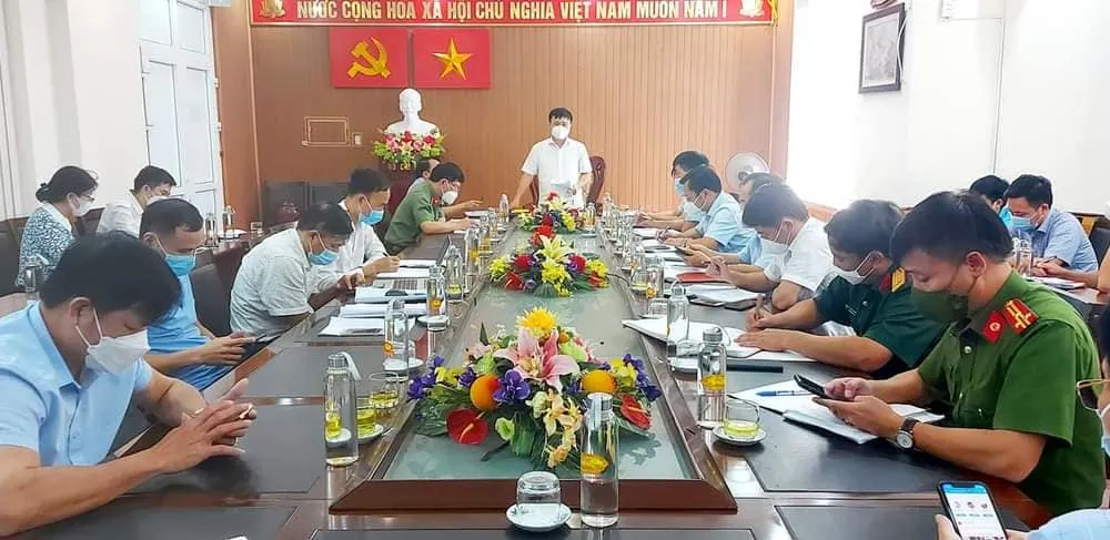 Nghệ An: Tạm đình chỉ Bí thư, Chủ tịch UBND xã vì xuất hiện ca mắc Covid-19 trong cộng đồng