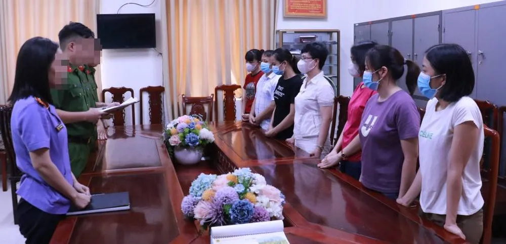 Khởi tố 7 bác sĩ, điều dưỡng gian lận bảo hiểm y tế
