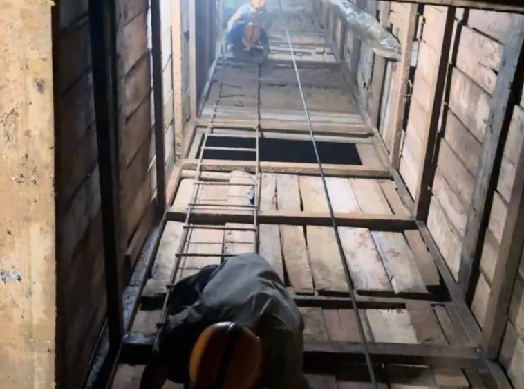 Phát hiện vụ khai thác vàng trái phép trong vườn nhà