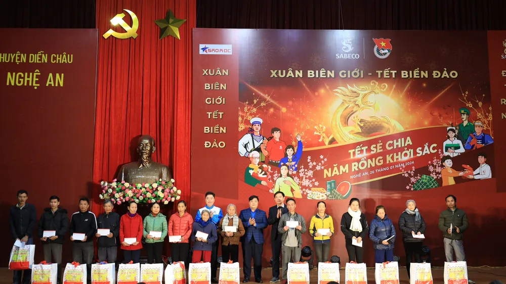 Trung ương Đoàn tổ chức Chương trình “Xuân biên giới - Tết biển đảo” tại Nghệ An 