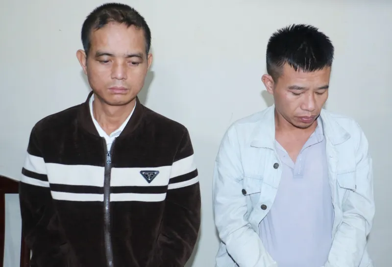Phá đường dây ma túy từ nước ngoài về Việt Nam, thu giữ 15 bánh heroin