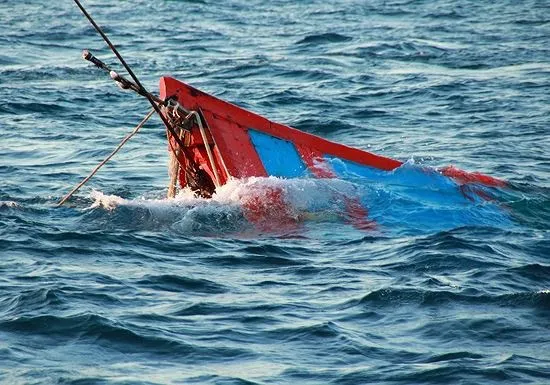 Phát hiện thi thể nghi là ngư dân vụ chìm tàu ngoài khơi Nghệ An