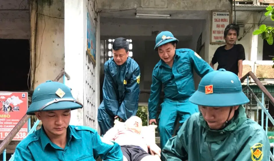 Nghệ An, Thanh Hóa khẩn trương sơ tán dân ra khỏi vùng nguy hiểm 