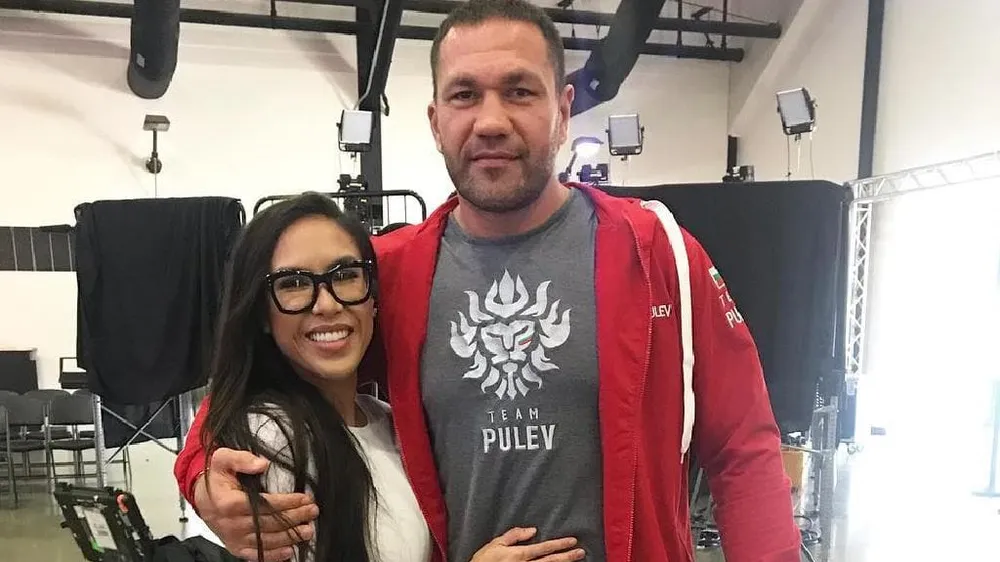 Jennifer Ravalo và Kubrat Pulev tưởng như là bạn bè, nhưng... không phải