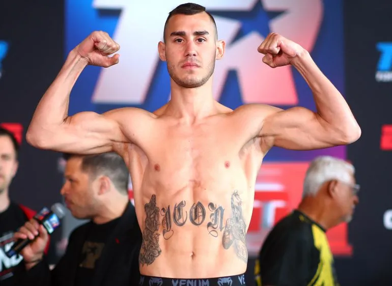 Maxim Dadashev mãi mãi là nhà vô địch trong trái tim người hâm mộ