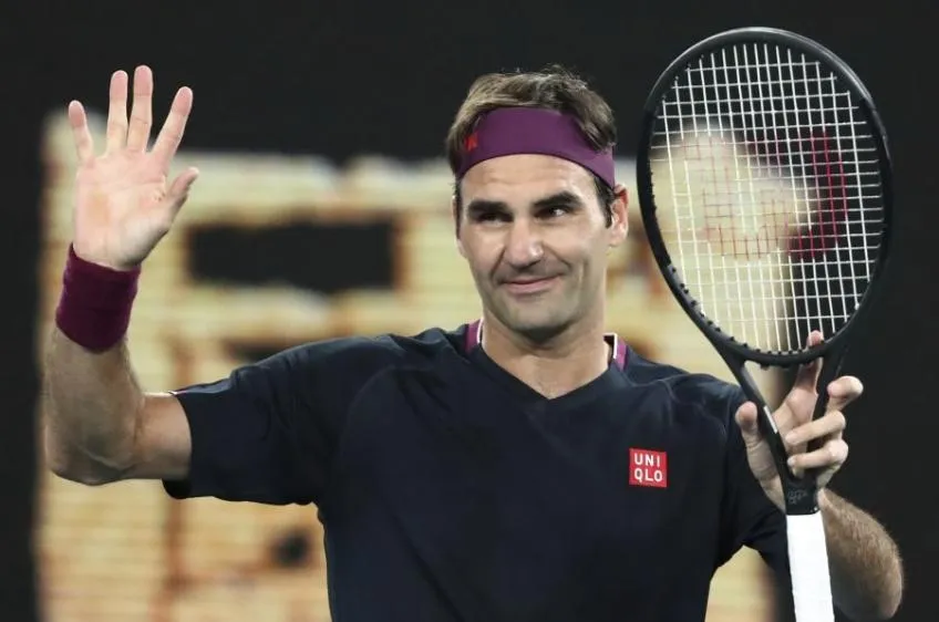 Roger Federer húa vía lọt vào vòng 4