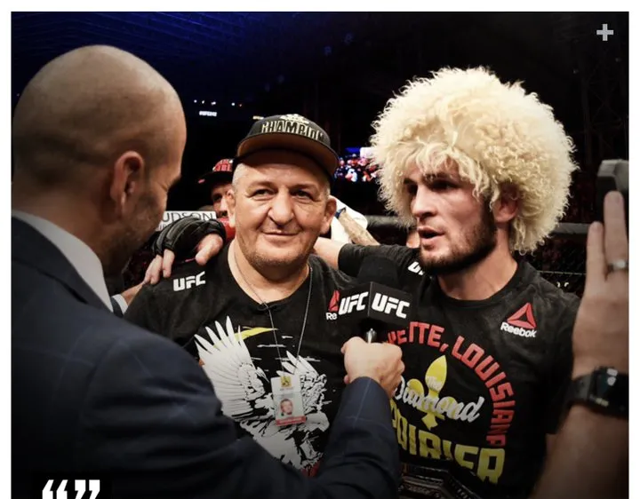 Tấm hình mà McGregor sử dụng để cầu nguyện cho cha của Khabib