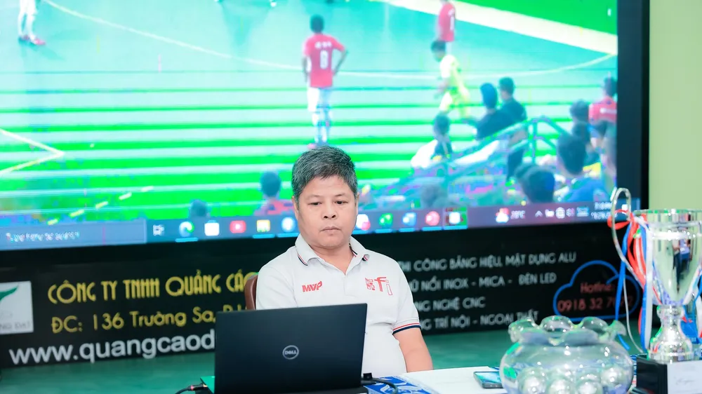 "Ông bầu" Phú Đặng đã giữ lửa cho FI Futsal Championship suốt nhiều năm qua