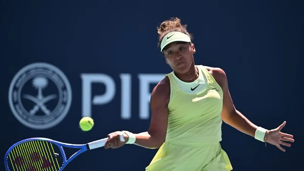Osaka chật vật vượt qua vòng 1 Miami Open