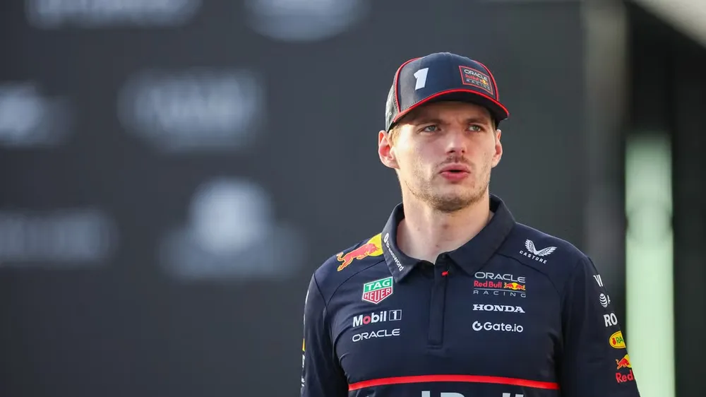 Verstappen từ chối nói về tương lai