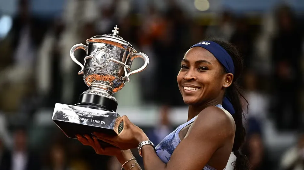 Gauff nâng cúp vô địch