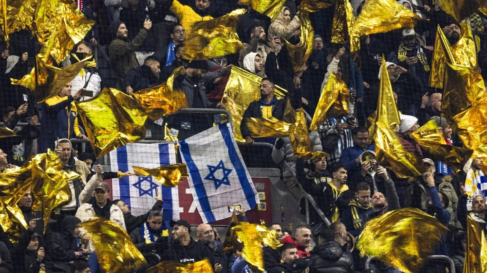 CĐV Israel của Maccabi sẽ không bay sang Anh vào tháng 11 tới