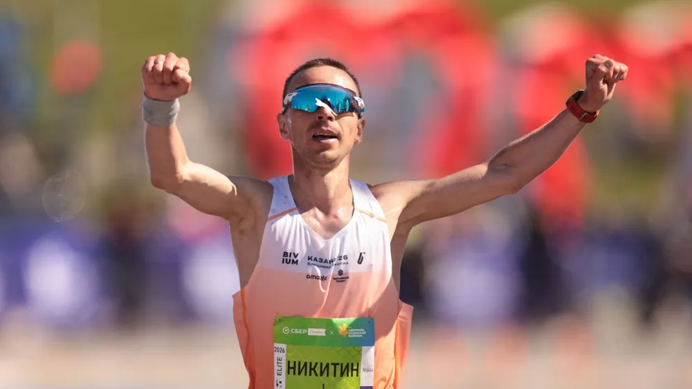 Nikitin ở một giải chạy vùng Tatarstan (Ảnh: Truyền thông BTC giải)