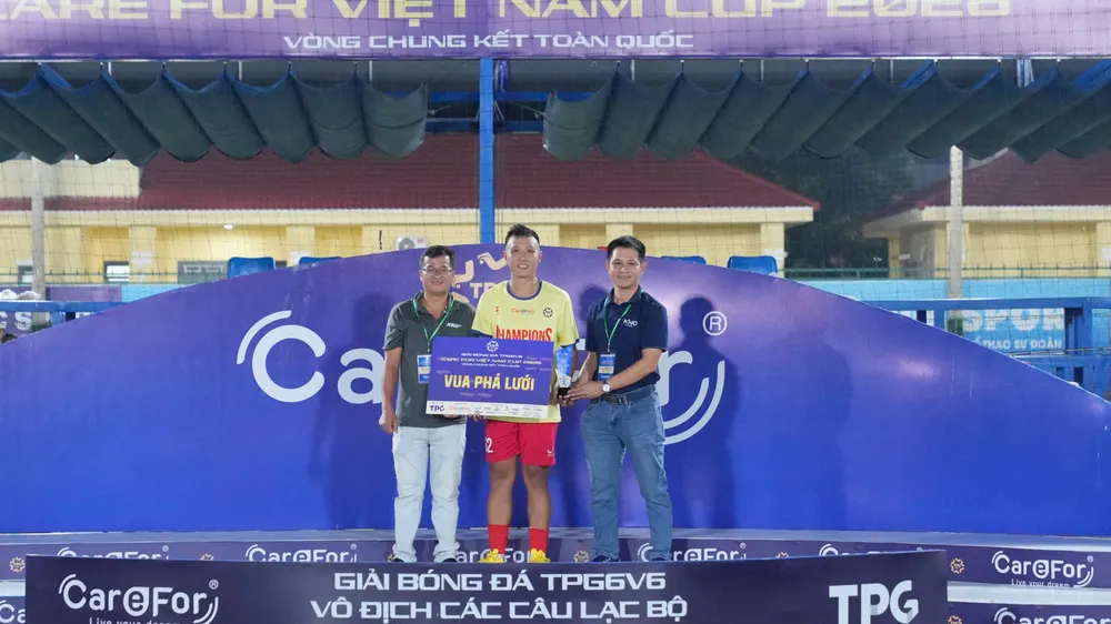 Minh Trí giành danh hiệu Vua phá lưới