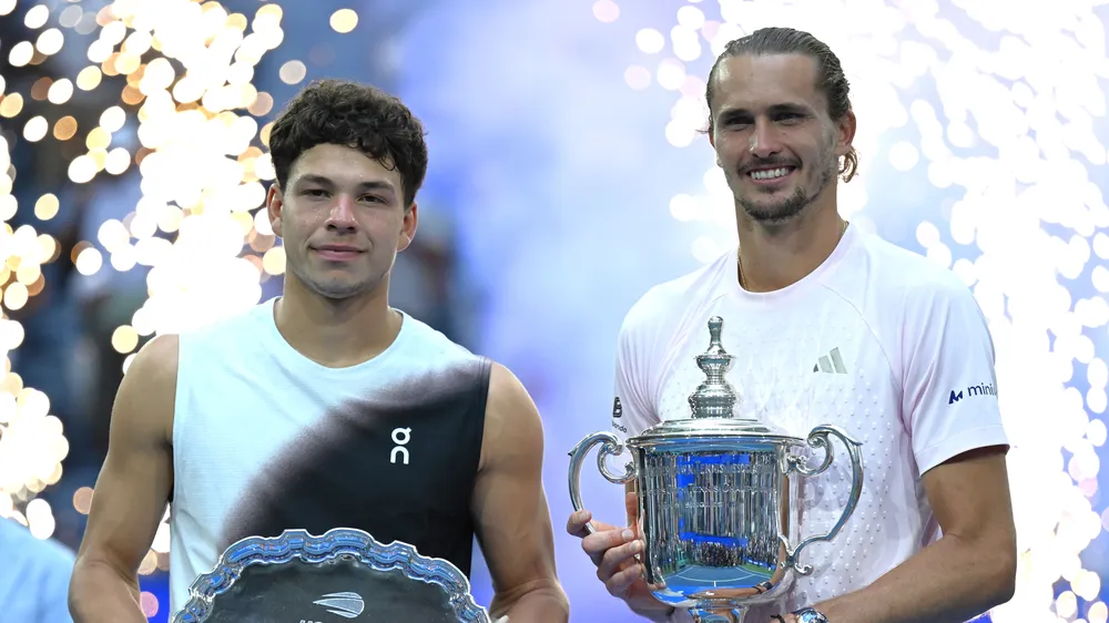 Zverev giành cúp Vô địch và Shelton đoạt vị trí Á quân sau trận chung kết US Open "tầm thường" (Ảnh: THX)