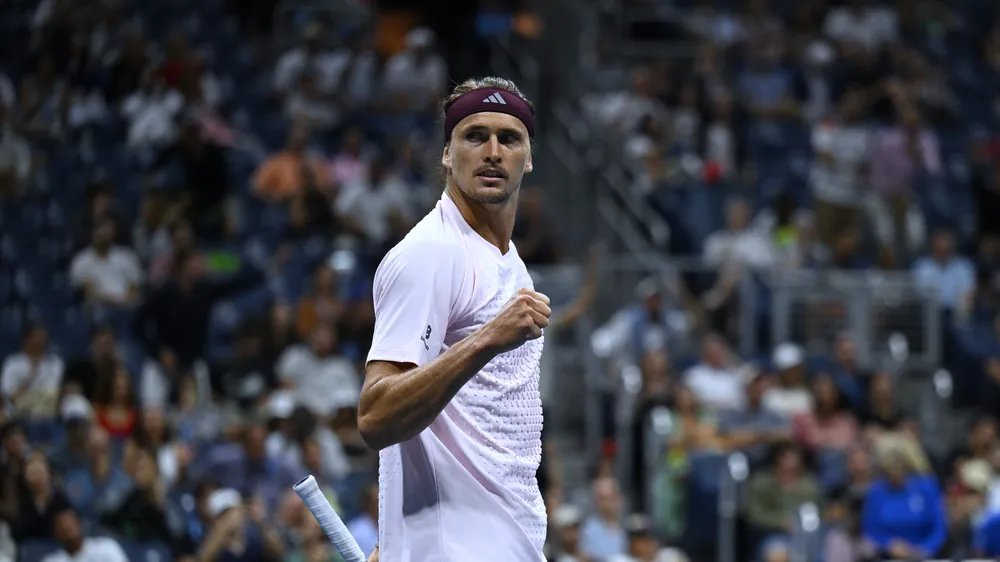 Zverev như cánh diều no gió hướng từ phía Đông (Ảnh: THX)
