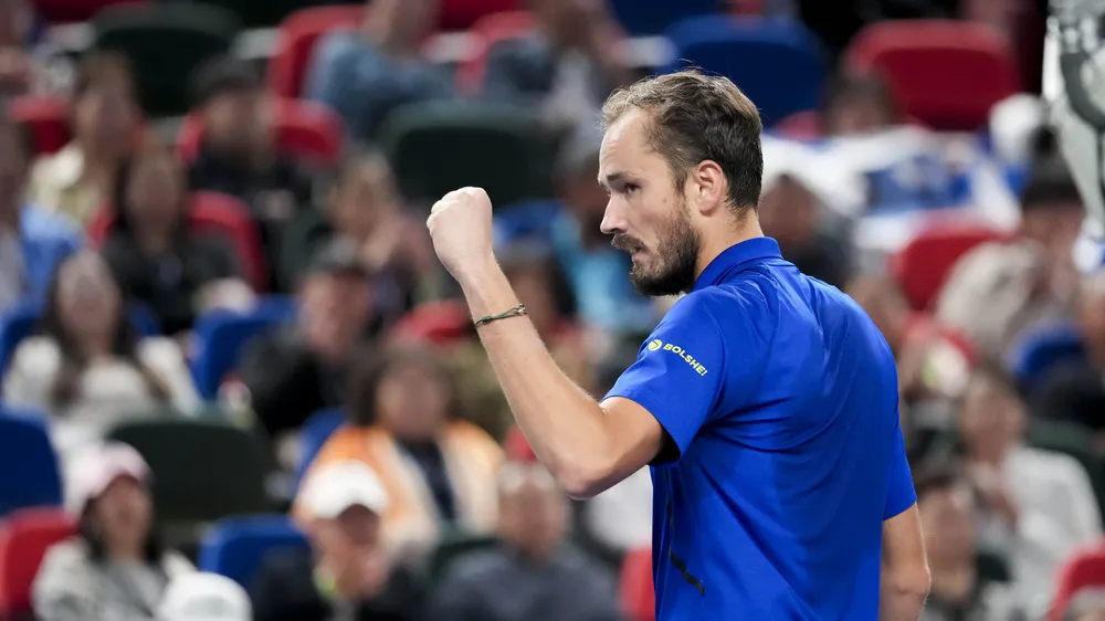 Medvedev ở Shanghai Masters (Ảnh: THX)