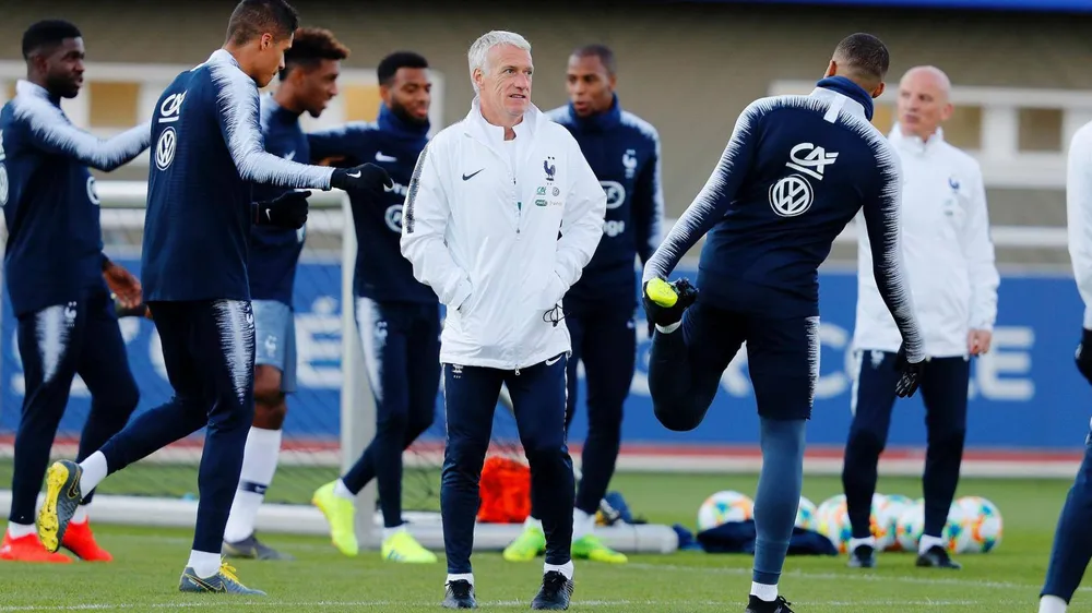 EURO 2020: Didier Deschamps không xao lãng vì chỉ trích