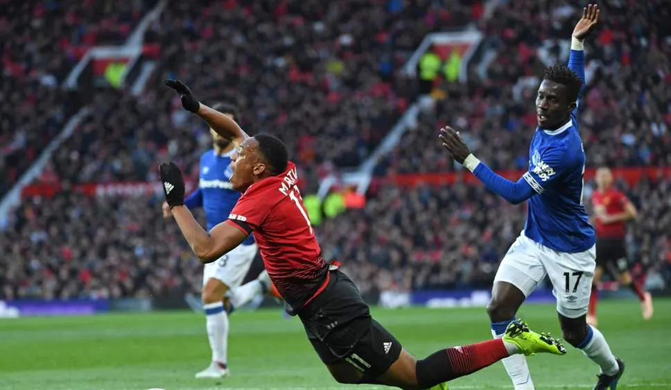 Máy tính RED dự đoán Quỷ đỏ sẽ thua Everton