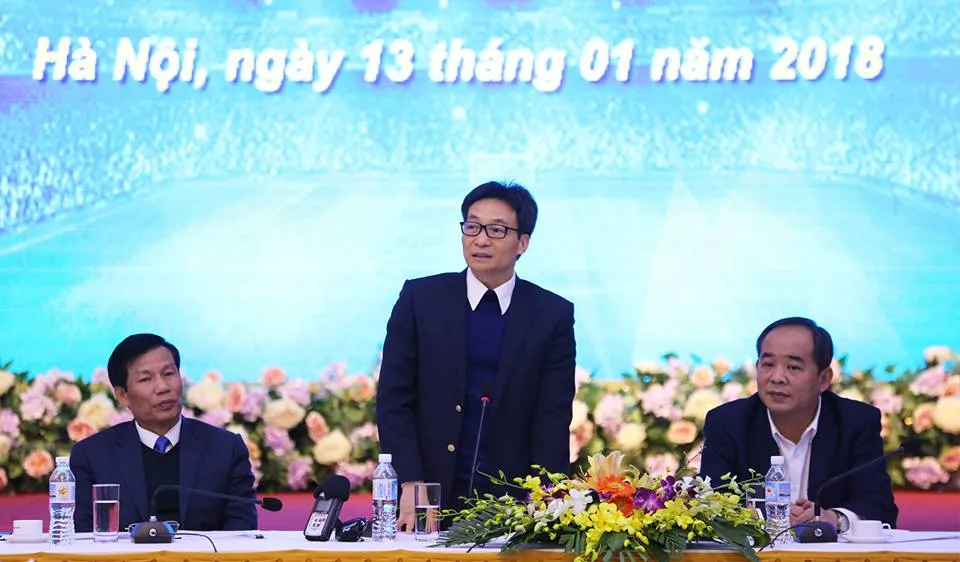 Phó Thủ tướng Vũ Đức Đam tại cuộc đối thoại về "Phát triển bóng đá Việt Nam". Ảnh: PHẠM ĐĂNG