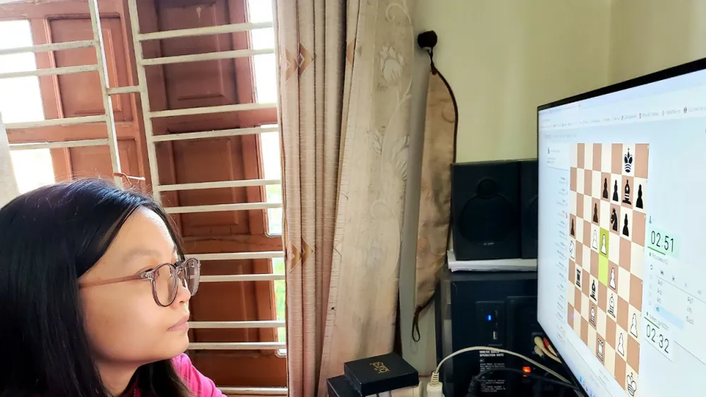 Kỳ thủ trẻ Nguyễn Lê Cẩm Hiền được kỳ vọng đạt kết quả tốt tại giải vô địch trẻ toàn quốc 2022. Ảnh: HẢI HÒA