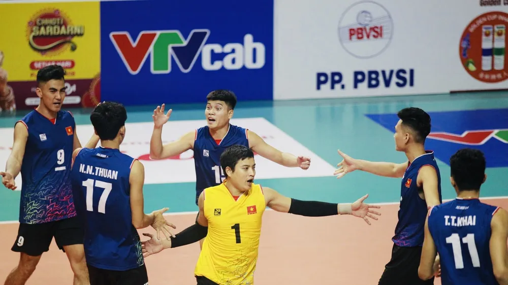 Đội tuyển bóng chuyền nam Việt Nam có vị trí hạng 3 tại vòng đầu của SEA V.League 2023. Ảnh: AVC