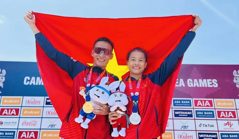 Phạm Tiến Sản (trái) không dự giải quốc gia năm nay, tuy nhiên Phương Trinh (phải) có tham gia thi đấu ở giải. Ảnh: TRIATHVN