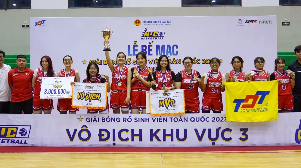 Đội bóng rổ nữ Đại học Tôn Đức Thắng (TPHCM) là đương kim vô địch giải đấu và giành quyền dự vòng chung kết năm nay. Ảnh: NUC