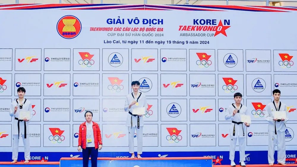 Võ sỹ Phạm Đăng Quang giành tấm HCV tại giải lần này ở Lào Cai. Ảnh: TAEKWONDOVN
