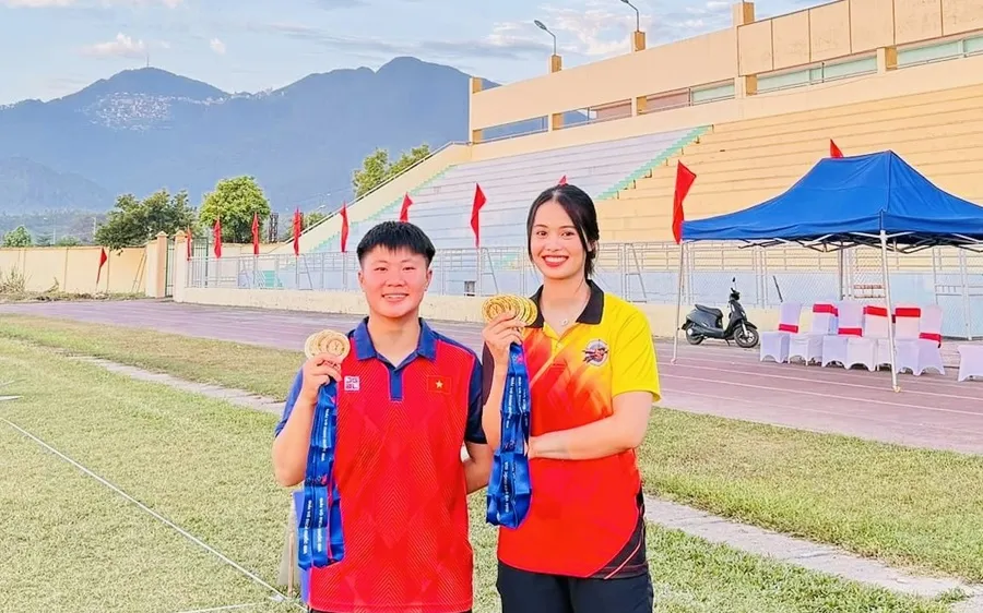 Ánh Nguyệt (phải) thi đấu xuất sắc ở giải vô địch quốc gia năm nay. Ảnh: A.NGUYỆT