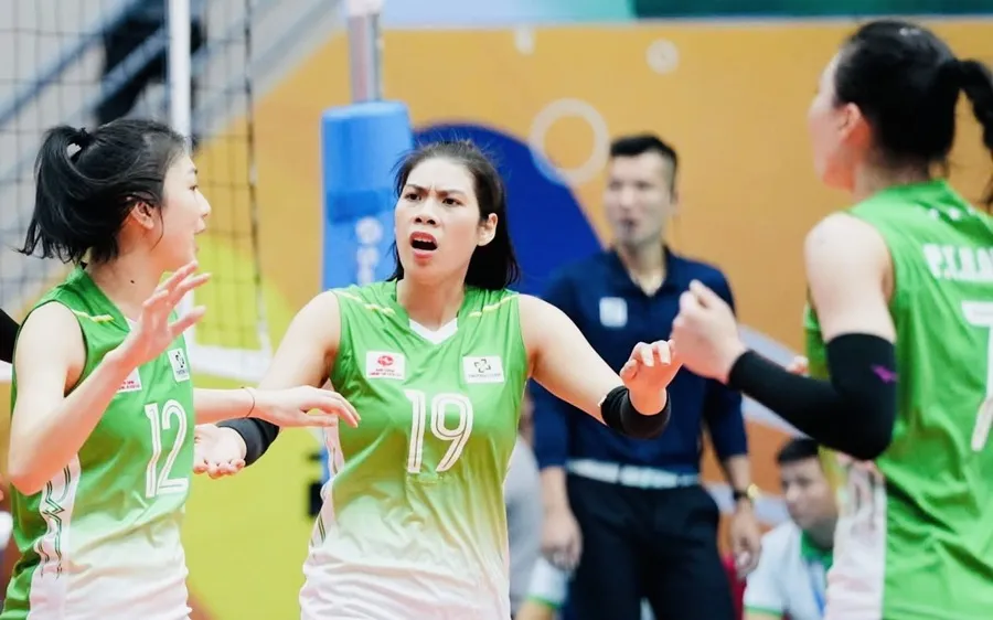 Đội nữ Binh chủng Thông tin tập trung ổn định lực lượng để dự giai đoạn thứ nhất giải vô địch quốc gia 2025. Ảnh: D.P