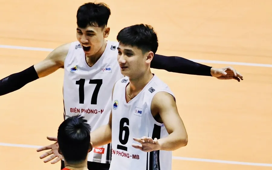 Phạm Văn Hiệp (6) gặp chấn thương tuy nhiên đội Biên Phòng MB vẫn bỏ ngỏ khả năng ra sân của tay đập này. Ảnh: DŨNG PHƯƠNG