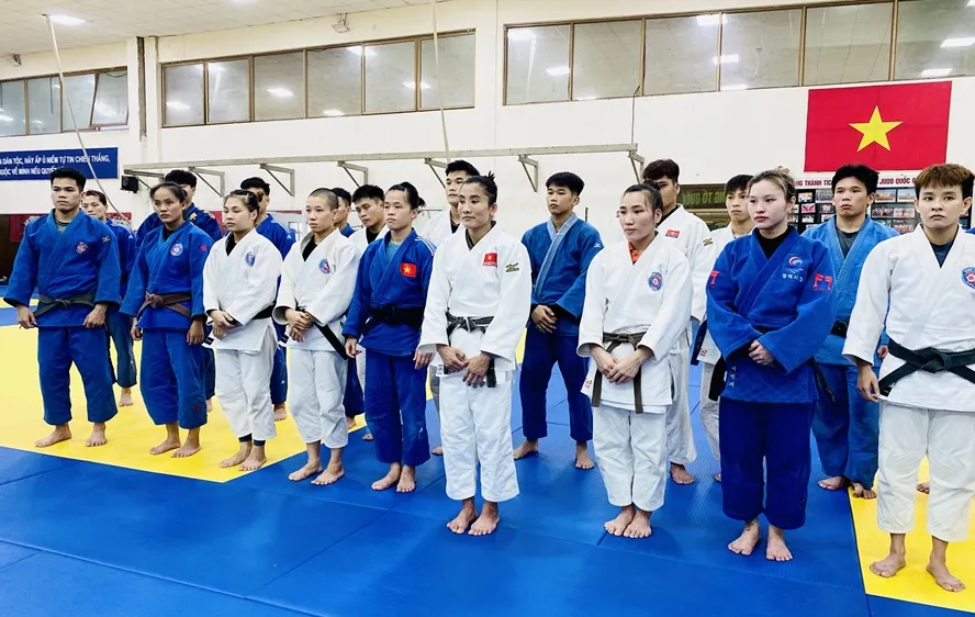 Tuyển judo Việt Nam sẵn sàng lên đường thi đấu giải vô địch châu Á 2025. Ảnh: MINH MINH