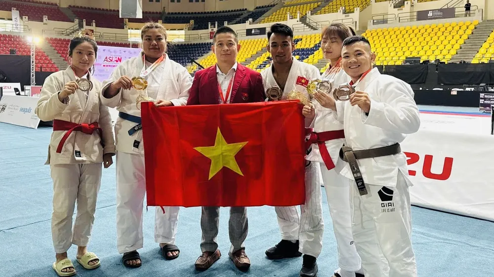Tuyển jujitsu Việt Nam đã có các kết quả huy chương quan trọng ngày đầu tiên tại giải vô địch châu Á 2025. Ảnh: TRẦN VĂN