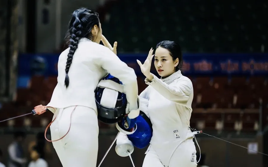 VĐV đã thi đấu tại giải đấu kiếm vô địch quốc gia năm nay. Ảnh: VNROYALFENCING