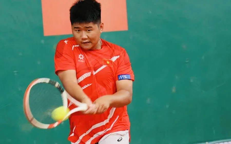 Tay vợt Lê Tiến Anh đã vô địch vòng loại tại Roland Garros Junior 2025. Ảnh: VTF