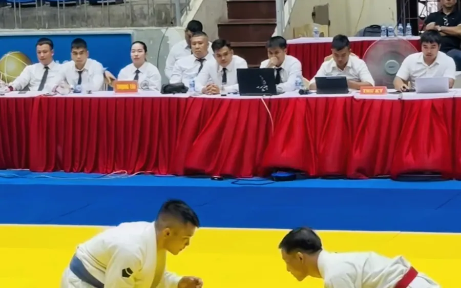 Các võ sĩ đã tranh tài hấp dẫn tại giải đấu năm nay. Ảnh: MINH MINH